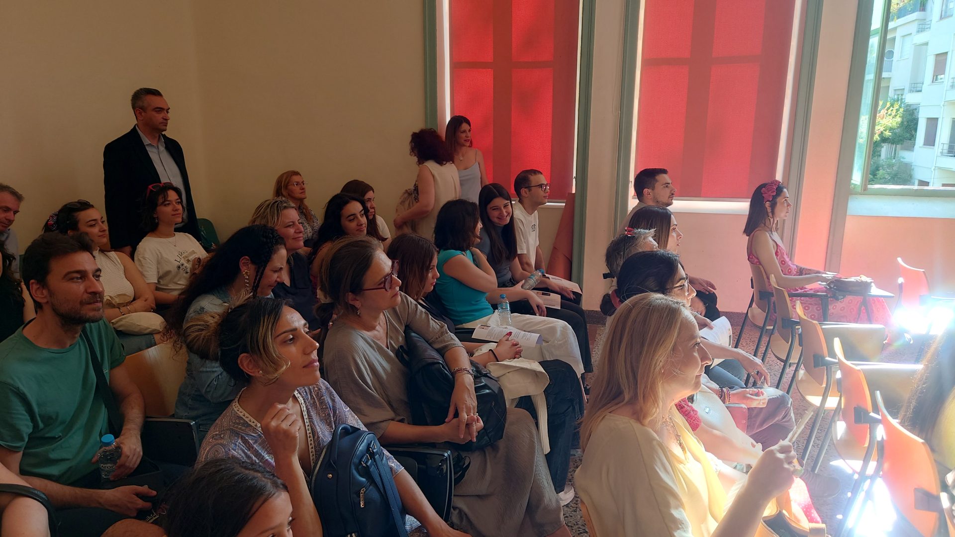 EDUARTE-Crowd